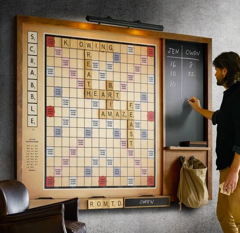 Small Game Room Ideas, Wall Scrabble, Board Game Room, Garage Game Rooms, Game Room Wall Decor, Small Game Rooms, Basement Games, Home Game Room, Vista House