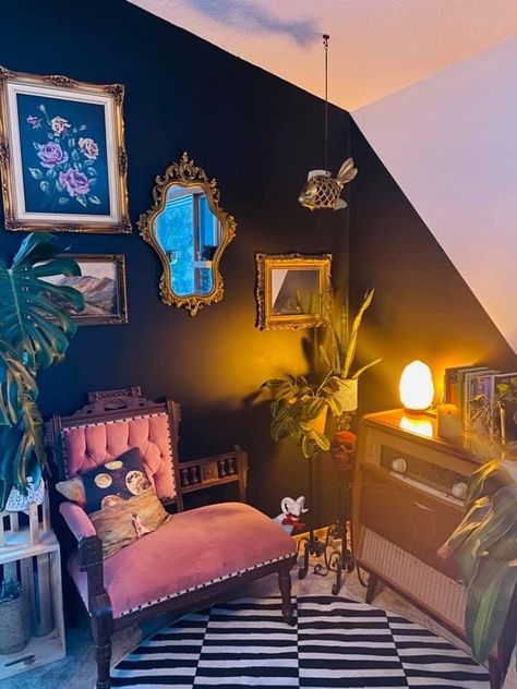 Moody Makeup Room, Moody Esthetics Room, Moody Salon Suite, Moody Salon Decor, Witchy Salon, Moody Vanity, Black Salon Suite, Esthetics Studio, Vintage Salon Decor