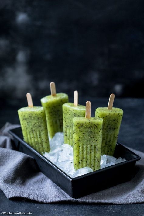 Pineapple Popsicles, Fruit Pops, Fruit Popsicles, Frozen Dessert Recipe, Beautiful Desserts, Vegan Ice Cream, Incredible Recipes, Friends Happy, Linked In Profile