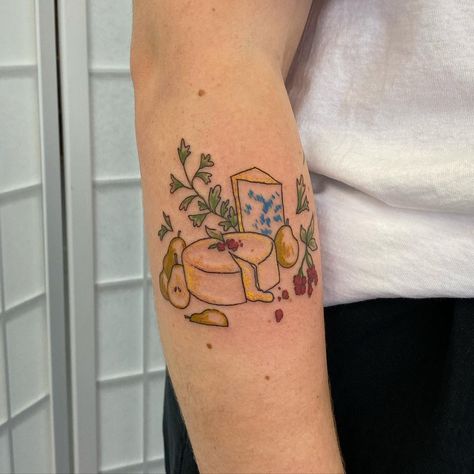 cole on Instagram: “bleu, brie, pear and raspberry for Sam @magnolia_tats :) 🧀🌿🍐 • • • • • #montrealtattoo #montrealtattooartist #mtltattoo #quebectattoo…” Brie Cheese Tattoo, Brie Tattoo, Cheese Tattoo, Raspberry Tattoo, Tattoo 2023, L Tattoo, Brie Cheese, Discreet Tattoos, Brie