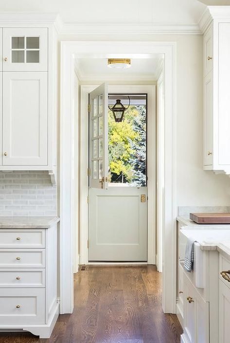 Oakville Interior Designer | Inspiration | Coco & Jack cabinetry bottom and door and colors! Modern Dutch Colonial, Farmhouse Style Lighting, Style Me Pretty Living, Dutch Colonial, Fixer Upper Style, Dutch Door, Home Luxury, Kitchen Farmhouse, Open Door