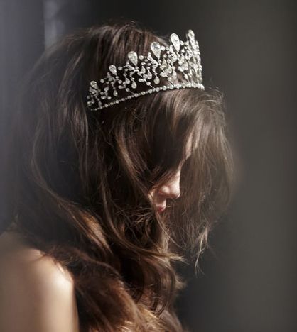 Photo Vanessa Abrams, Jenny Humphrey, Chuck Bass, Princess Aesthetic, Red Queen, Crown Jewels, 영감을 주는 캐릭터, Tiaras And Crowns, Beauty Queens