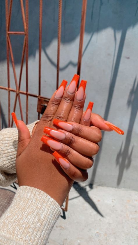 marble orange and red french tips Burnt Orange French Tip Nails, Deep Orange Nails, Blood Orange Nails, Nails Orange French, Orange French Tips, Orange French Tip Nails, Nail Art Orange, Red French Tips, Luv Nails