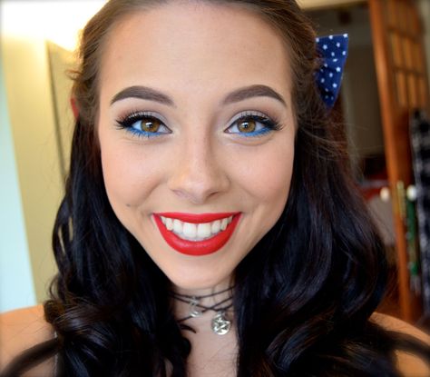 Red White And Blue Makeup, White And Blue Makeup, Rihanna Makeup, Usa Makeup, Kendall Jenner Makeup, Jenner Makeup, Kawaii Makeup, Kylie Jenner Makeup, Rainbow Makeup