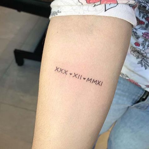 Birthdate Tattoos For Women, Roman Numeral Tattoo Small, Tat Fonts, Roman Numeral Tattoo Arm, Roman Numeral Tattoo Font, Tato Lengan Bawah, Roman Numbers Tattoo, Birthdate Tattoo, Datum Tattoo