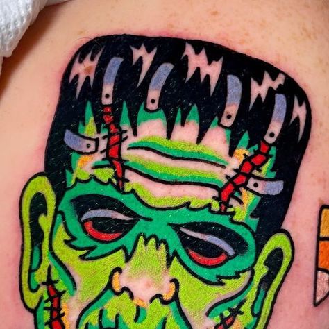 Cute Frankenstein Tattoo, Frankenstein Tattoo Traditional, Traditional Frankenstein Tattoo, Traditional Halloween Tattoo Flash, Vintage Halloween Tattoos, Monsters Tattoo, Frankenstein Mask, Frankenstein Tattoo, Halloween Tattoo Flash