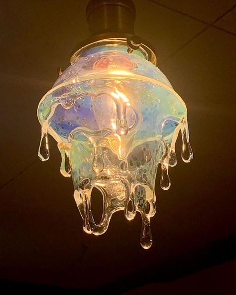 Dripping Glass Lamp, Glass Blowing At Home, Glass Blowing Aesthetic, Quirky Lamps, Rain Lamp, Cool Lamp, Quirky Decor, Cool Lamps, Cute Bedroom Decor