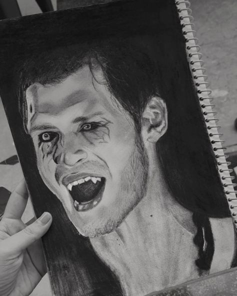 Klaus Mikaelson Drawing Pencil, Kol Mikaelson Drawing, Klaus Drawing, Tvd Drawings, Tvd Art, Niklaus Mikaelson, Kol Mikaelson, Big Bad Wolf, Klaus Mikaelson