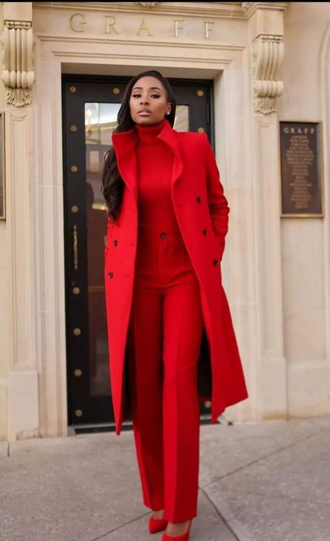 Informal Attire, Grammy Awards Red Carpet, Best Winter Outfits, Look Formal, Chic Coat, Stylish Work Attire, Stylish Work Outfits, Of Outfits, Elegant Chic