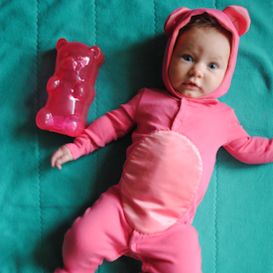 Gummy Bear Costume, Kids Clown Costume, Diy Clown Costume, Bear Halloween Costume, Sew Halloween Costume, Dream Costume, Bear Costume, Clown Costume, Gummy Bear