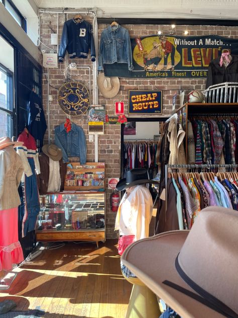 Route 66 Road Trip Aesthetic, Route 66 Aesthetic, Cowpoke Aesthetic, Road 66, Vintage Americana Aesthetic, Cowgirl Era, Cowgirl Vibes, Road Trip Outfit, Americana Aesthetic