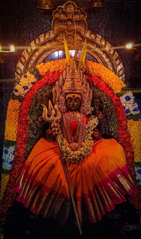 Tripura Sundari Goddesses, Kali Amman, Tripura Sundari, Hindu Statues Goddesses, Krishna Flute, Pictures Of Shiva, Mata Rani, Shakti Goddess, Shri Hanuman