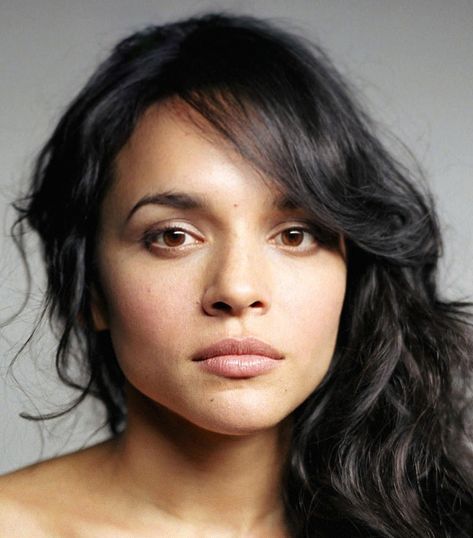 Norah Jones, US Singer ... (2020/12/09) Nora Jones, Future Girlfriend, Norah Jones, Billboard Magazine, Linda Ronstadt, Jazz Artists, Felicity Jones, Grammy Awards, American Singers