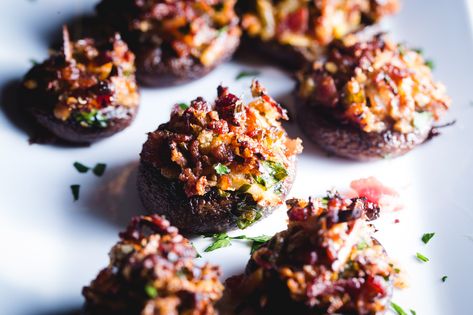 Bacon Stuffed Mushrooms — SAM THE COOKING GUY Italian Stuffed Mushrooms, Mushroom Appetizer Recipes, Vegan Stuffed Mushrooms, Sausage Stuffed Mushrooms, Mushroom Appetizers, Cheese Stuffed Mushrooms, Best Sausage, Bacon Stuffed Mushrooms, Stuffed Mushroom