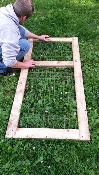 Chicken Run Door, Chicken Coop Inside, Building A Chicken Run, Chicken Coop Kit, Mobile Chicken Coop, Chicken Coop Garden, Portable Chicken Coop, Chicken Pen, Backyard Chicken Coop Plans