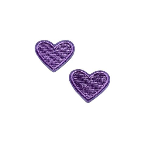 Purple Hearts embroidered patches Little embroidered heart applique patch. Heart patches can be used to embellish your knitting or crochet projects, jazz up clothing or for other crafting ideas.  This patch can be hand sewn if preferred but it has a handy iron-on backing for easy application.  You get 2 heart patches.  Other color options are available, choose your favorite color.  Visit my shop for other colors too! Patch measures approx 1.5 inches (3.5cm x 3cm) See other unique embroidery patc Crochet Heart Applique, Heart Sewing, Heart Applique, Purple Hearts, Heart Patch, Patch Embroidery, Baby Knitwear, Unique Embroidery, Heart Patches