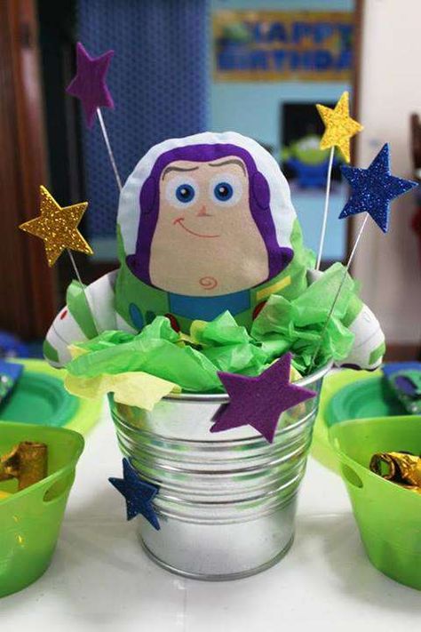 Buzz Party, Woody Party, Buzz Lightyear Birthday Party, Toy Story Birthday Party Ideas, Buzz Lightyear Party, Buzz Lightyear Birthday, Toy Story Party Decorations, Toy Story Baby, Toy Story Theme