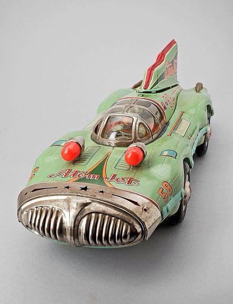 Atom Joe Space Car, Car Retro, Vintage Robots, Carros Vintage, Space Toys, Retro Future, Retro Sci Fi, Metal Toys, Pedal Cars