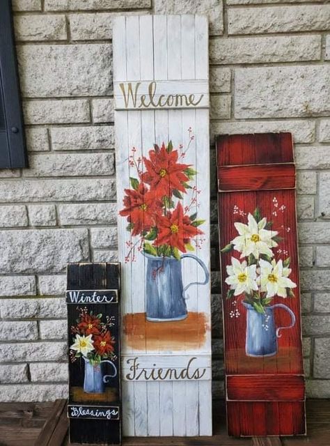 Wood Board Painting Ideas, Leaner Boards, Picket Fence Decor, Fence Crafts, Porch Sitters, Porch Boards, Fence Decorations, Classy Country, Porch Leaners