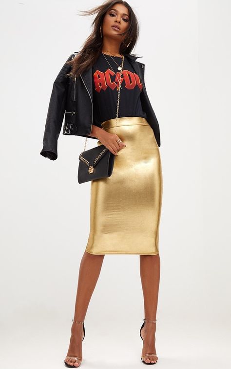 Gold Metallic Midi SkirtAdd some metallic to your look with this midi skirt - In a gold metallic ... Gold Skirt Outfit Metallic, Gold Skirt Outfit, Black Midi Skirts, Metallic Skirt Outfit, Gold Metallic Skirt, Metallic Midi Skirt, Leather Skirt Outfit, Outfit Looks, Fiesta Outfit