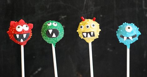 Monster Smash Cakes, Monster Cake Pops, Little Monster Party, Brownie Pops, Halloween Cake Pops, Monster Cake, Monster Theme, Halloween Treats Easy, Monster Birthday