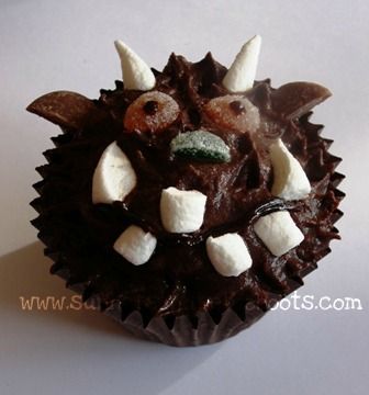 This would build a great connection to the text Gruffalo. My 3rd graders would love them! Gruffalo Activities, Gruffalo Party, Ideas Cupcakes, Halloween Punch, Halloween Fruit, Hallowen Ideas, Halloween Treats For Kids, World Book Day, Book Day