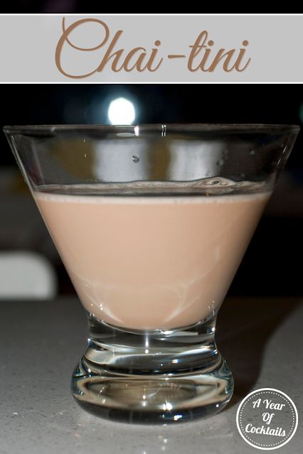 Chai Liquor Drinks, Dirty Chai Martini, Chai Martini Drink Recipes, Chai Tea Martini, Chai Martini, Chai Drinks, Baileys Martini, Coconut Martini, Martinis Drinks