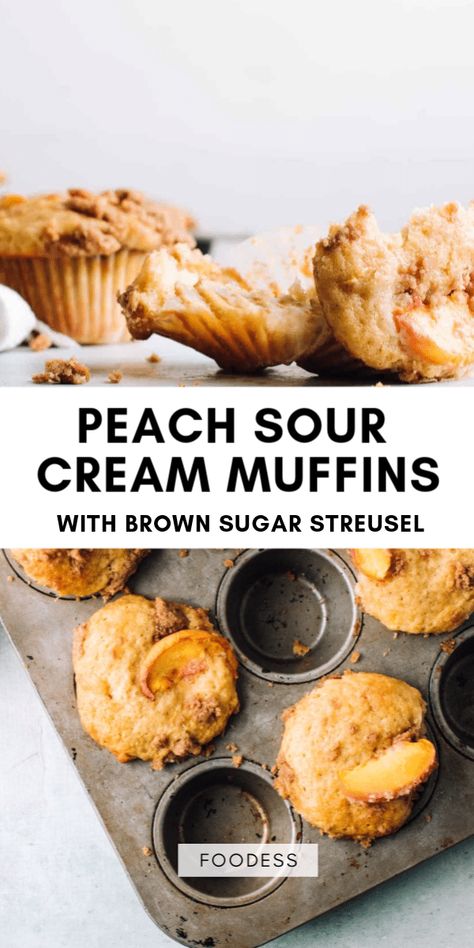 Peach Muffin, Peach Muffin Recipes, Sour Cream Muffins, Peach Muffins, Brunch Bread, Juicy Peach, Sour Cream Recipes, Muffin Streusel, Banana Chocolate Chip Muffins