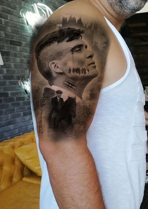 Piky Blanders, Tommy Shelby Tattoo Design, Tommy Shelby Tattoo, Shelby Tattoo, Pesky Blinders, Tommy Shelby, Couples Poses, Couples Poses For Pictures, Poses For Pictures