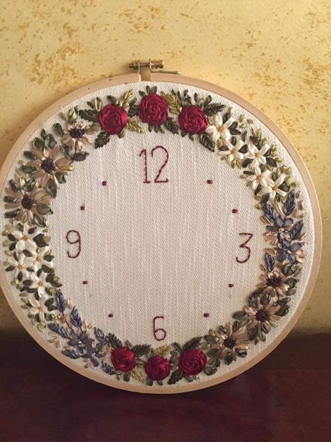 Embroidery Clock, Bed Sheet Painting Design, Sheet Painting, Black Clock, Embroidery Wall, Black Clocks, Creative Embroidery, Diy Embroidery, Bed Sheet