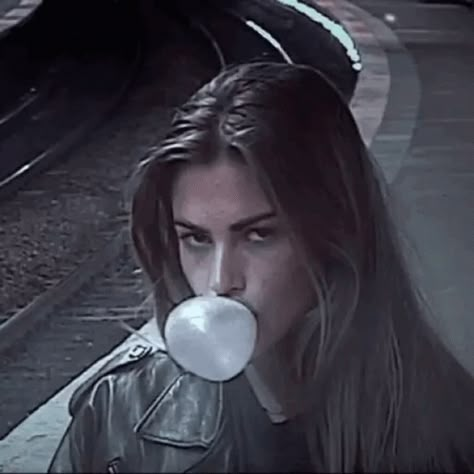 Grunge Aesthetic GIF - Grunge Aesthetic Gum - Discover & Share GIFs Mood Gif, Sigma Female, Character Faceclaims, Notion Inspo, The Huntress, Aesthetic Gifs, Vaporwave Aesthetic, Chill Vibes, Grunge Girl