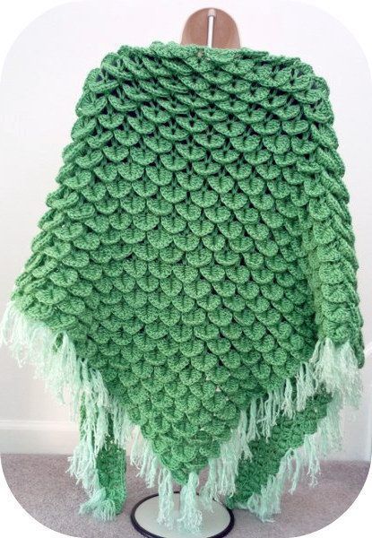 Crochet Shawl Free, Crocheted Shawl, Poncho Crochet, Crocodile Stitch, Crochet Shawl Pattern Free, Crochet Dragon, Crochet Shawls And Wraps, Kawaii Crochet, Stitch Crochet