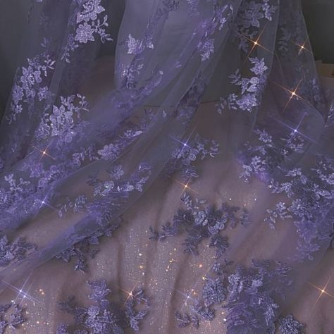 Make Me Blush, Violet Aesthetic, Lavender Haze, Aesthetic Color, Purple Vibe, Lavender Aesthetic, Ethereal Aesthetic, Late At Night, Fairy Aesthetic