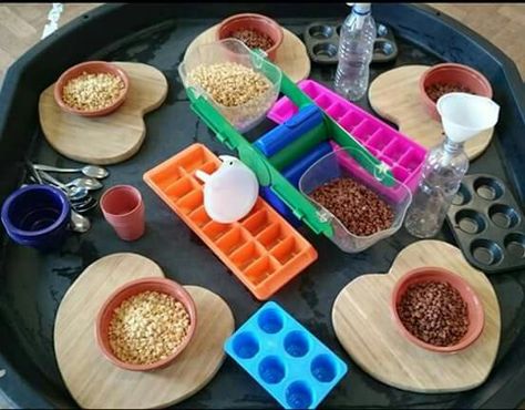 Scales and loose parts Tuff Spot, Toddler Classroom, Tuff Tray, Loose Parts, Weighing Scale, Egg Carton, Preschool Ideas, Scales, Waffles