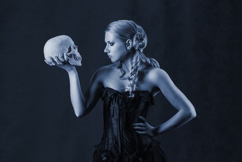 Holding A Skull, Holding Skull Reference, Man Holding Skull Reference, Witches Poses Reference, Shakespeare Skull Pose, Holding Skull Pose Reference, Holding Skull Reference Drawing, Reference Holding Something, Person Holding Skull Reference