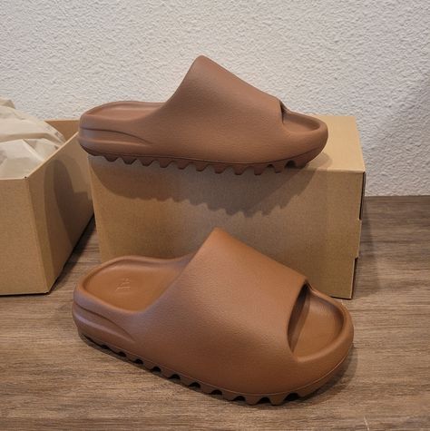 Brand New Beige Yeezy Slides Size 4. Fits Like A 5.5 Or 6 In Women. Color Is Flax But It's More Brown. Brown Slides Outfit, Brown Yeezy Slides Outfit, Brown Yeezy Slides, Yeezy Slides Outfit, Drip Outfits, Slides Outfit, Yeezy Slides, Brown Outfit, Hype Shoes