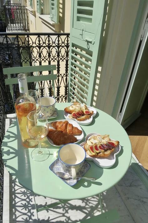 Italian Balcony, Parisian Balcony, Paris Balcony, Rome Apartment, French Balcony, Enjoy Your Holiday, Sunny Morning, Balcony Furniture, Apartment Aesthetic