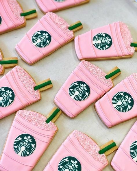 Pink Drink Cookies, Starbucks Cupcakes, Starbucks Birthday Party, Pink Drink Starbucks, Starbucks Cookies, Starbucks Cake Pops, Starbucks Party, Starbucks Pink Drink, Starbucks Lemon