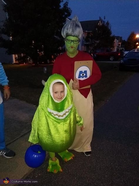 Monster’s Inc Costume, Monster Inc Couple Costume, Randall Costume Monsters Inc, Monster Inc Halloween Costume, Roz From Monsters Inc, Roz Monsters Inc, Monster Inc Family Halloween Costumes, Monsters Inc Cda Costume, Monsters University Costumes