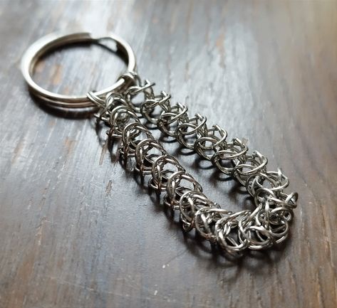 A strong but delicate-looking chainmail keyring, handmade with 6mm steel rings - an ideal gift that is different with a medieval style. Measures approx 1.75 inches not including ring. Short Scarves, Medieval Style, Kids Scarf, Medieval Fashion, Chain Mail, Steel Ring, Mandala Design, Keychains, Ideal Gift