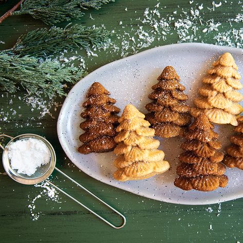 Fun Holiday Treats, Mini Loaf Pan, Specialty Cake, Dessert Tray, Little Christmas Trees, Nordic Ware, Little Cakes, Confectioners Sugar, Food Reviews