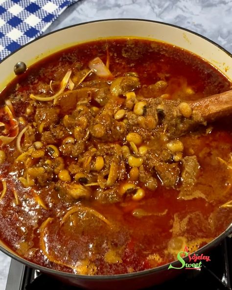 Sweet Adjeley - Beans Stew Please Like & Share Sweet Adjeley, Beans Stew, Chicken Mushroom, Welcome Back To My Channel, Seasoning Salt, Bean Stew, The Onion, I Am Back, Palm Oil