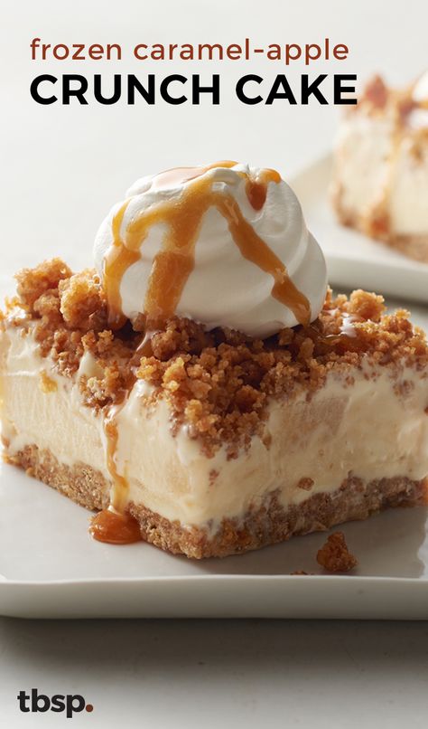 A frozen layer of apple pie ice cream laced with caramel and sandwiched between a top and bottom layer of crunchy crushed granola bars. Ice Cream Sheet Cake, Refrigerator Desserts, Cake With Ice Cream, Apple Crunch, Apple Pie Ice Cream, Icebox Cakes, Ice Cream Cake Recipe, Crunch Cake, Cream Design