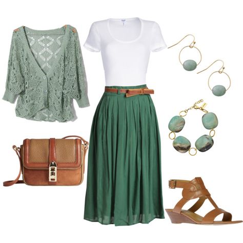 I'd like to be comfortable with myself to one day wear a skirt How To Style A Green Skirt, Transform Old Clothes, Women Summer Outfit Ideas, Short Women Outfits, Church Outfit Ideas, Outfit For Petite Women, Outfits For Petite, Church Outfit, Diy Skirt