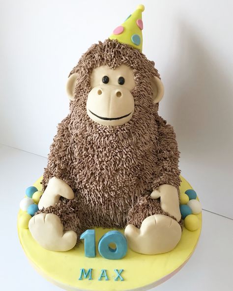 Monkey Cakes For Boys, Monkey Birthday Theme, Bolis Recipe, Mexican Bolis, Orangutan Cake, Monkey Theme Cake, Buttercream Tips, 3rd Bday Cake, Monkey Birthday Cakes