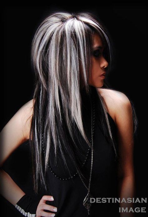 Layered Straight Black Hair With Blonde Highlights Black Hair With Platinum Highlights, Guy Tang Hair, Frosted Hair, Rambut Brunette, Guy Tang, Silver Blonde, Black And Blonde, Brown Blonde, Hair Color And Cut