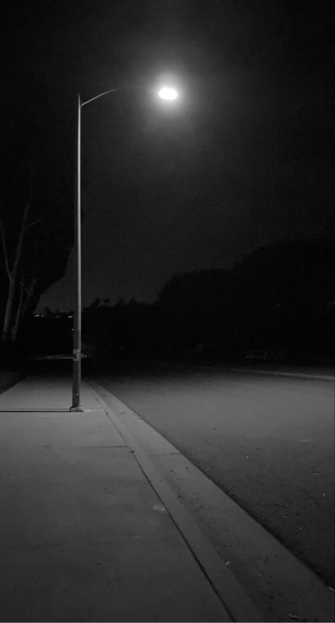 Silent Background Images, Silent Aesthetic Wallpaper, Dark Road Aesthetic Wallpaper, Streetlight Wallpapers, Silent Wallpaper, Emo Catboy, Streetlight Aesthetic, Silent Aesthetic, Nature Sky Aesthetic