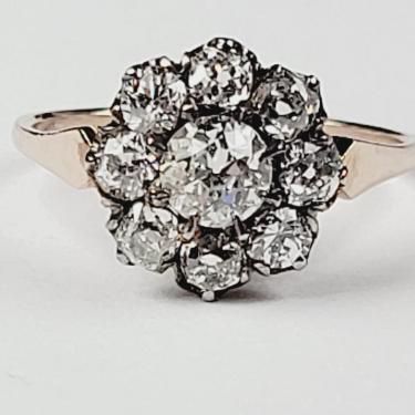 Antique diamond daisy cluster engagement ring | DB Gems Beautiful Rings Vintage, Vintage Daisy, Garnet And Gold, Cluster Engagement Ring, Ruby Sapphire, Antique Diamond, Diamond Crystal, Cluster Ring, Pretty Things