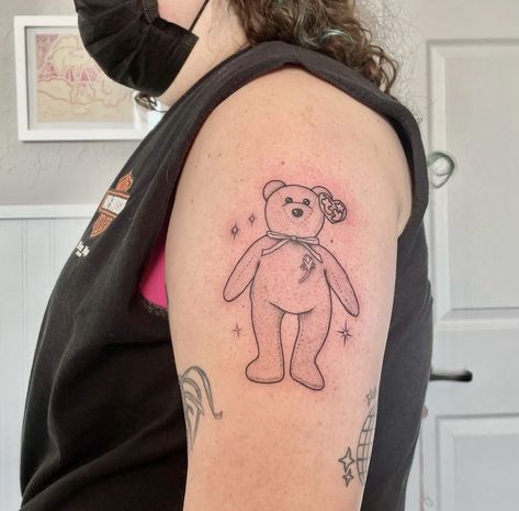 Teddy Bear Traditional Tattoo, Beanie Baby Tattoo, Ty Tattoo, Stuffed Animal Tattoo, Baby Bear Tattoo, Drawing Traditional, Baby Tattoo, Ty Bears, Tattoos Inspo