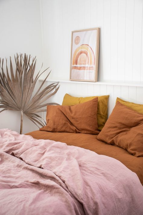 Pink French, Orange And Pink, Decor Minimalist, Cheap Decor, French Linen, Decoration Christmas, Dream Bedroom, Cheap Home Decor, My New Room